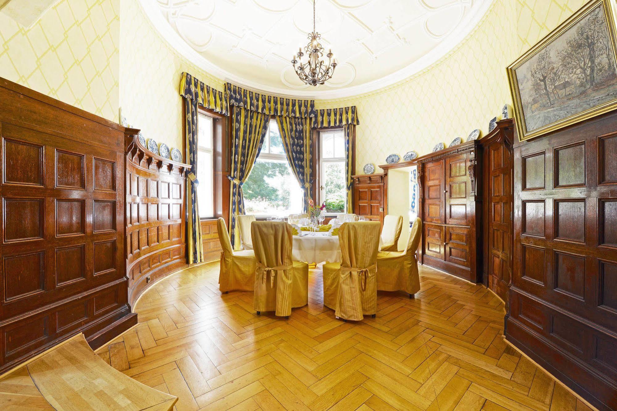 Schlosshotel Villa Westerberge 애세르슬레벤 외부 사진