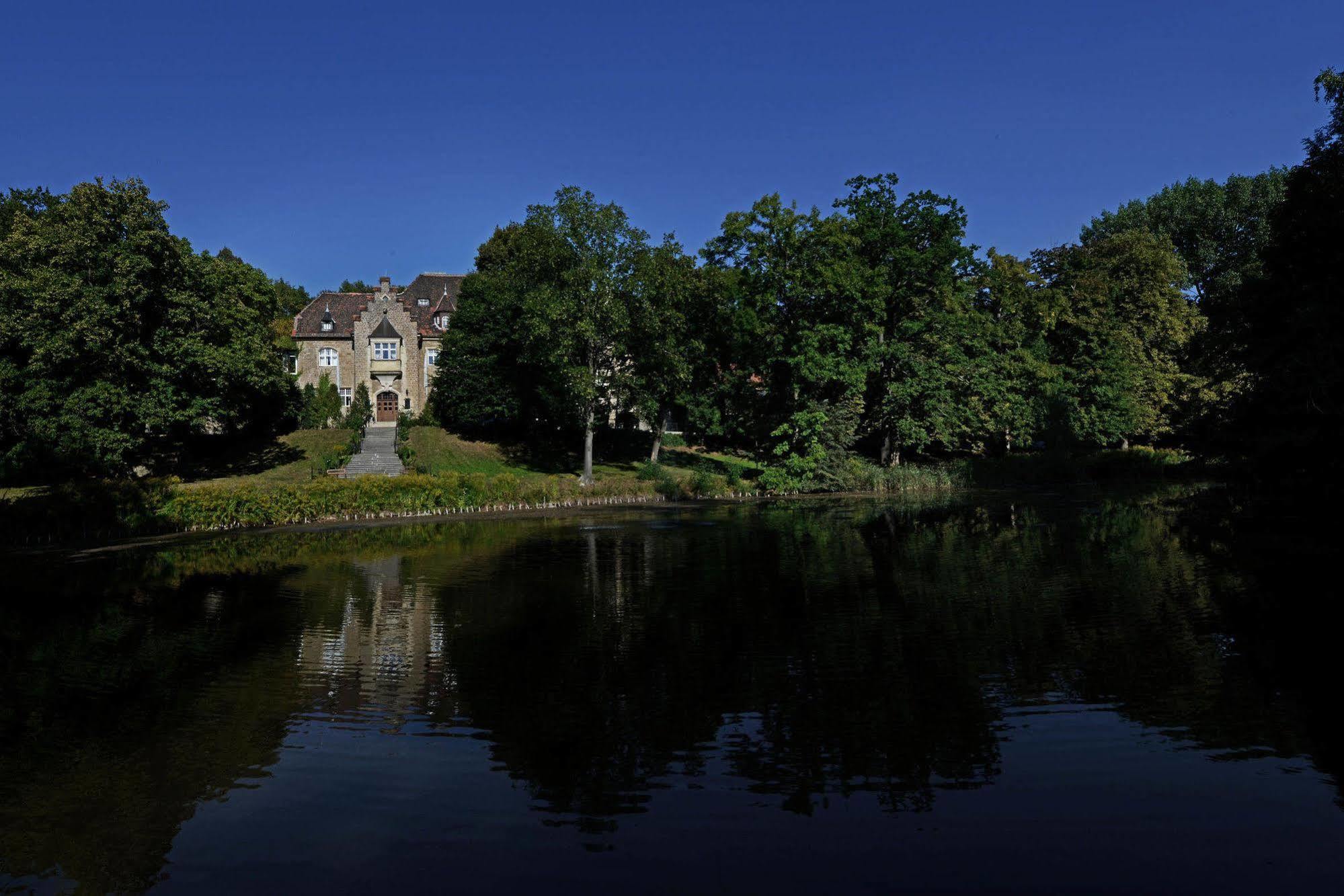 Schlosshotel Villa Westerberge 애세르슬레벤 외부 사진